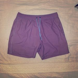 Men’s medium color changing bathing suit